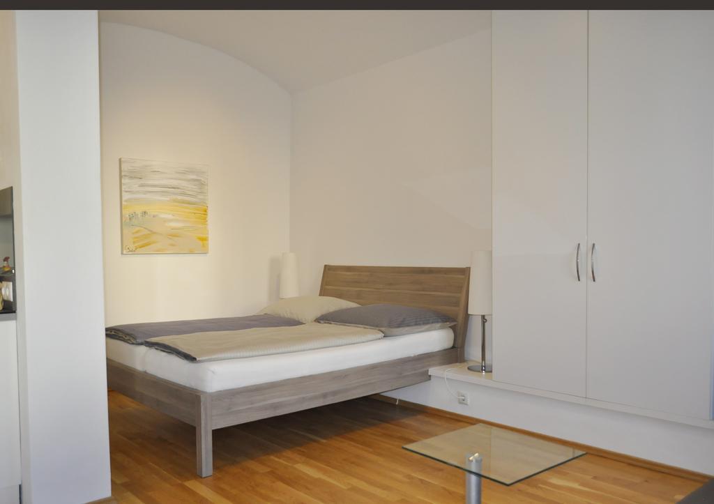 Ferienwohnung Im Univiertel Mit Garten غراتس المظهر الخارجي الصورة